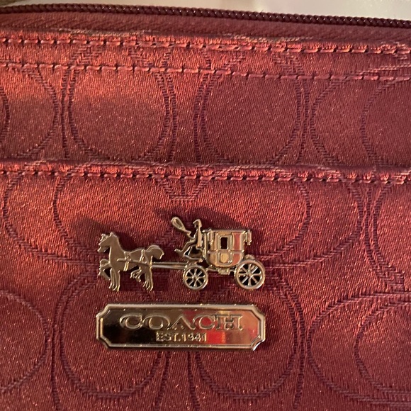 Coach crossbody - Picture 2 of 4